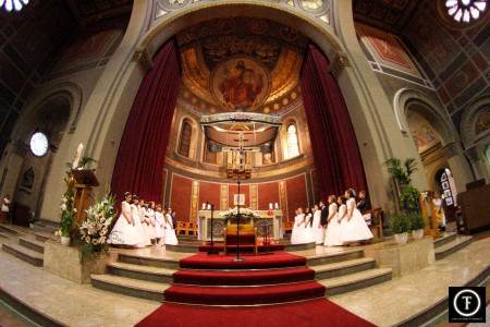 fotos de comunion, catedral de Sant Llobrenç, Sant Feliu de Llobregat